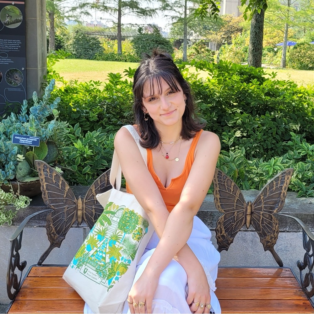 Meet your Posher, Elizabeth